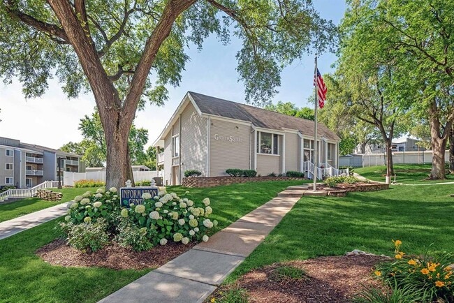 Grover Square Apartments