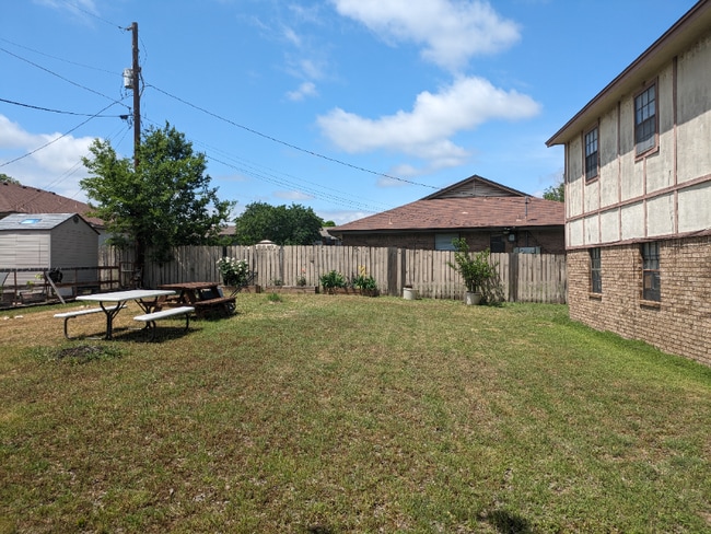 404 Northern Dove Ln, Unit A in Copperas Cove, TX - Building Photo - Building Photo