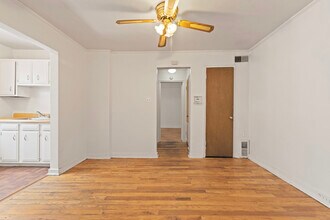 Colonial Terrace in Pittsburgh, PA - Building Photo - Building Photo