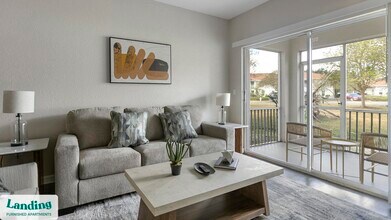 3695 Island Club Dr in North Port, FL - Foto de edificio - Building Photo