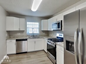 2608 32nd Village Ave in Tampa, FL - Building Photo - Building Photo