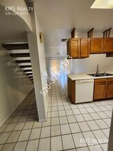 56 N Camino Imagen in Tucson, AZ - Building Photo - Building Photo