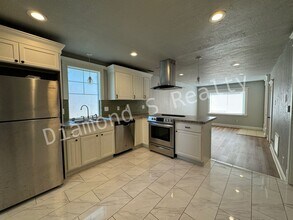 317 E Chase St in Springfield, MO - Building Photo - Building Photo