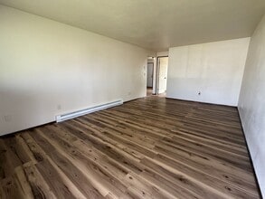 204 14th Ave SE in Albany, OR - Building Photo - Building Photo