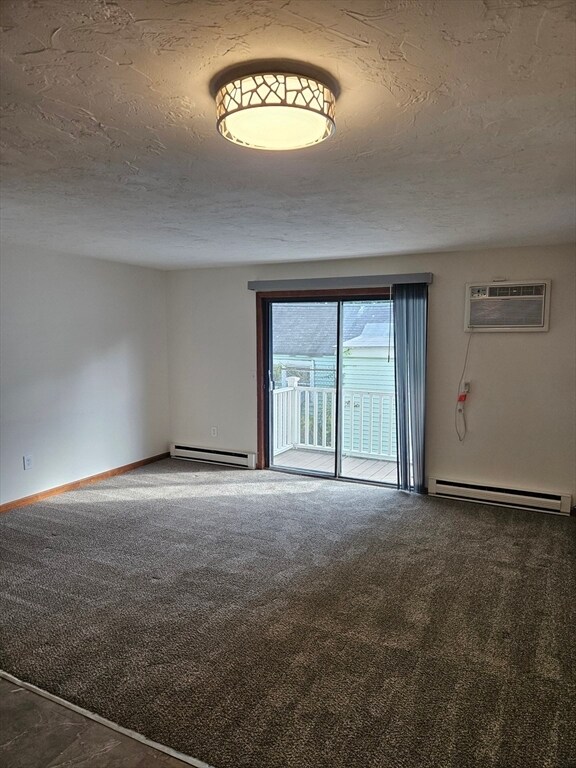 15 Houghton St in Worcester, MA - Building Photo - Building Photo