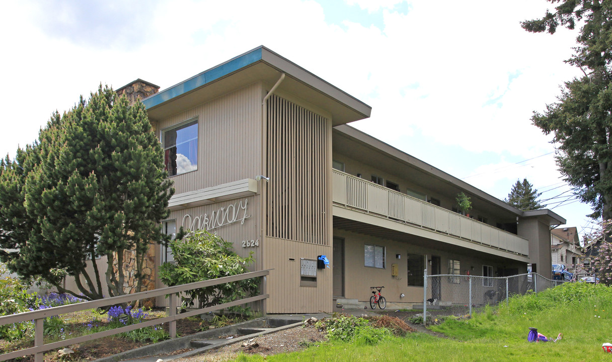 Oakway Apartments in Everett, WA - Foto de edificio