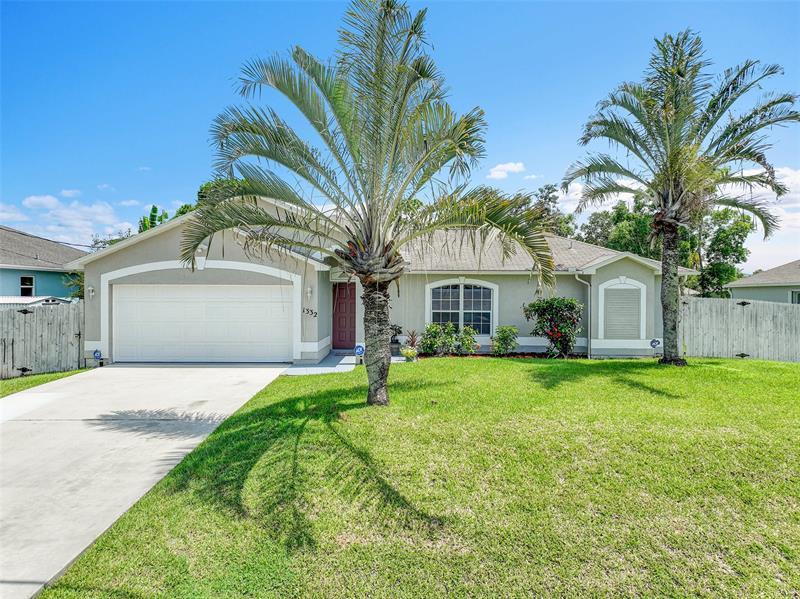 1332 SW Granville Ave in Port St. Lucie, FL - Building Photo