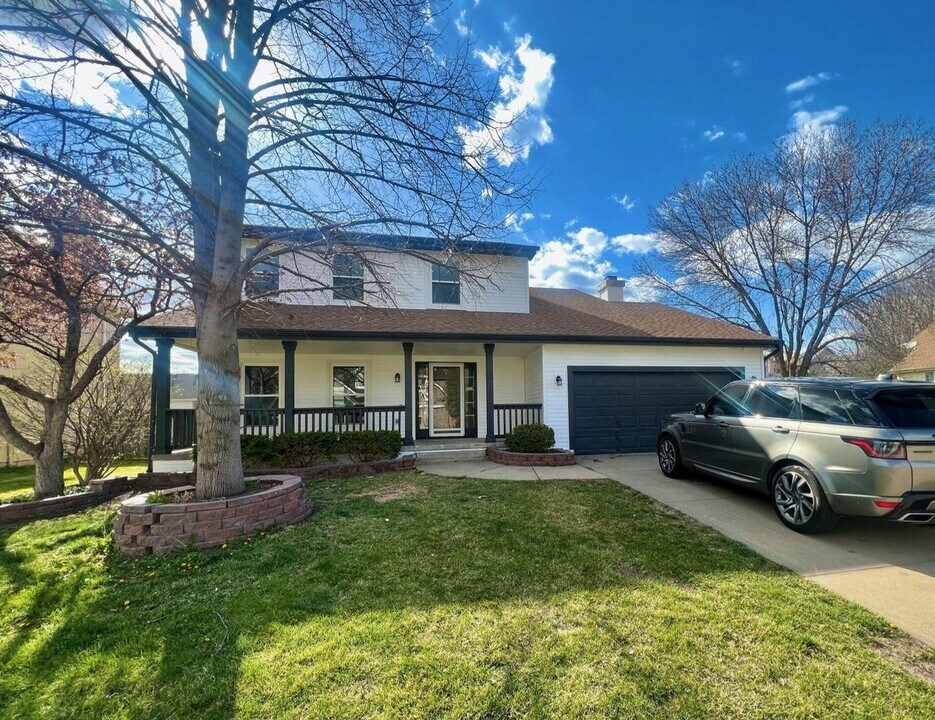 9604 S 25th Ave in Bellevue, NE - Building Photo