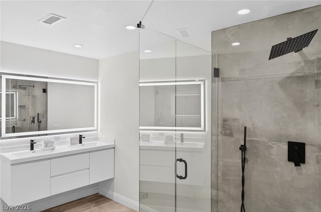 property at 5270 S Sepulveda Blvd