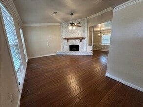 2112 E Peters Colony Rd in Carrollton, TX - Building Photo - Building Photo