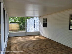 5323 S Knobhill Terrace in Homosassa, FL - Building Photo - Building Photo