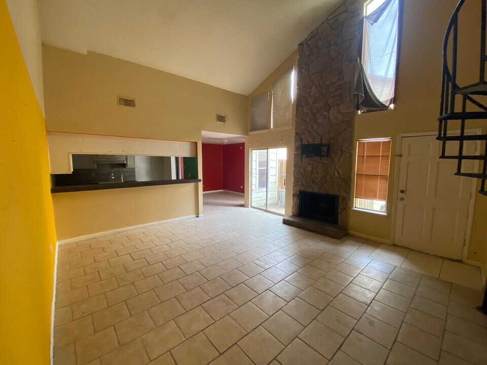 12282 Wild Pine Dr, Unit D Photo