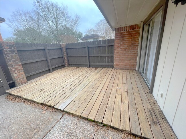 12023 Greenwood-Forest Dr in Houston, TX - Building Photo - Building Photo