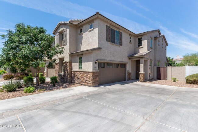 905 S Canal Dr in Chandler, AZ - Building Photo - Building Photo