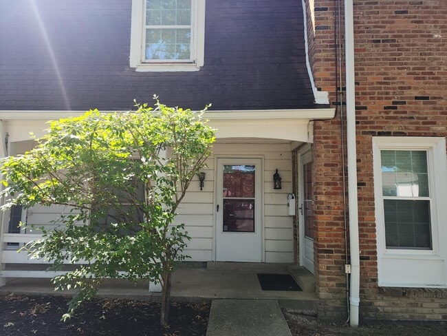 property at 9 Trenton Square