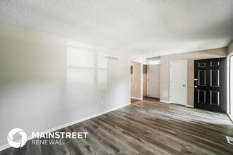 806 SE 19th St in Oak Grove, MO - Building Photo - Building Photo