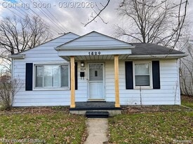 1824 University St in Ferndale, MI - Building Photo