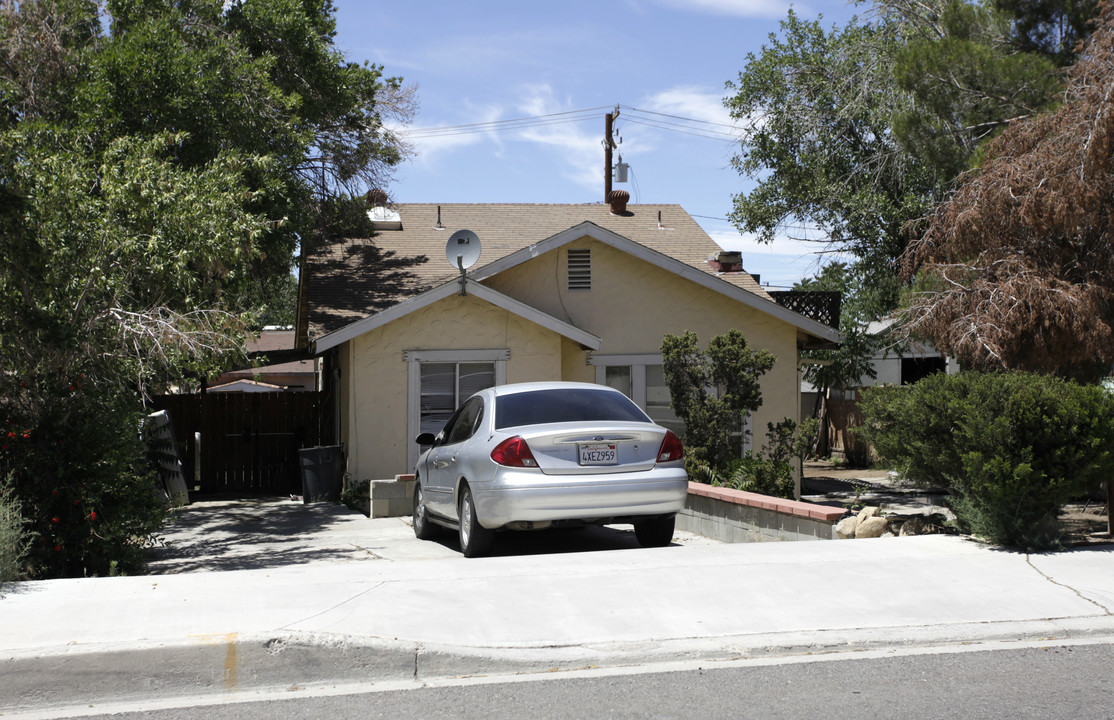 15474-15476 Hesperia Rd in Victorville, CA - Foto de edificio