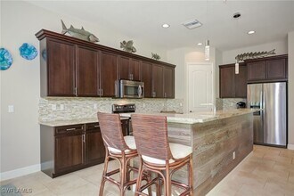1630 Serrano Cir in Naples, FL - Building Photo - Building Photo