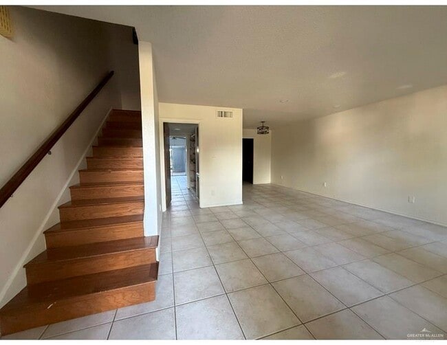 12 Wichita Ave in McAllen, TX - Building Photo - Building Photo