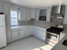 5209 Mineola Rd in College Park, MD - Building Photo