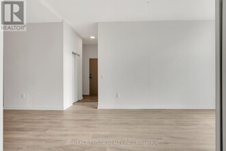 181-181 Sterling Rd in Toronto, ON - Building Photo - Building Photo