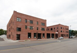 526 Water St in Eau Claire, WI - Building Photo