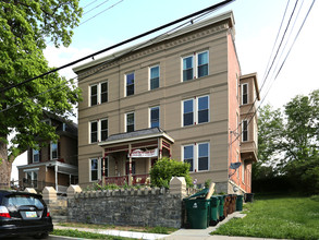 138-140 Dorchester Ave in Cincinnati, OH - Building Photo - Building Photo