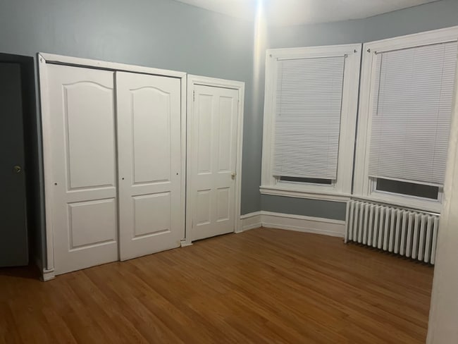 109 E Stewart Ave