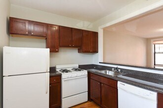 4409 N Wolcott Ave, Unit 1P in Chicago, IL - Building Photo - Building Photo