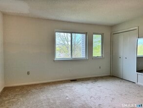 11 Hilltop Dr in Simsbury, CT - Building Photo - Building Photo