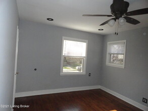 127 Kennedy Ave, Unit 3 in Louisville, KY - Building Photo - Building Photo