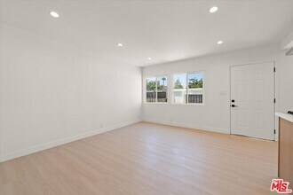 702 Washington Blvd in Los Angeles, CA - Building Photo - Building Photo