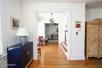 17 Beach Rd in Monmouth Beach, NJ - Building Photo - Building Photo