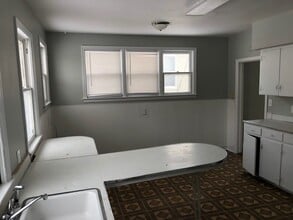 208 S 22nd St in St. Joseph, MO - Building Photo - Building Photo