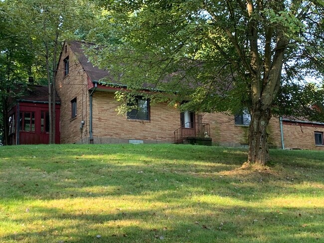 20 Reichold Rd