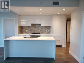5410 Shortcut Rd in Vancouver, BC - Building Photo - Building Photo