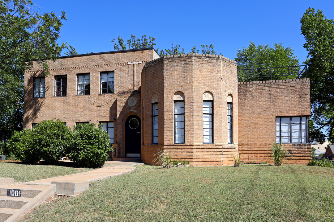 1001 NW 21st in Oklahoma City, OK - Building Photo