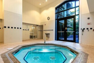 1420 Terry Ave in Seattle, WA - Foto de edificio - Building Photo