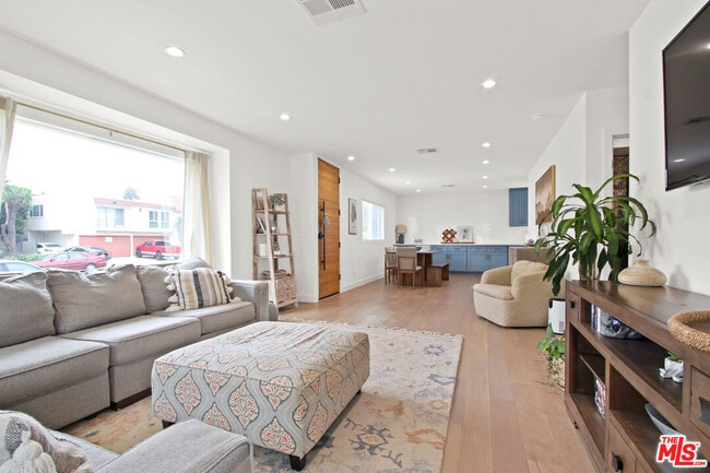 4130 McLaughlin Ave in Los Angeles, CA - Building Photo - Building Photo