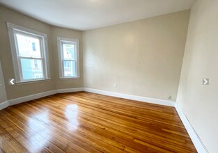26 Taft St, Unit #2 in Boston, MA - Building Photo - Building Photo