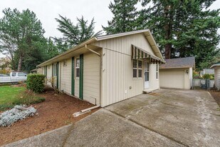 1201 Brandt Rd in Vancouver, WA - Building Photo