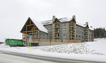 Lofts on the Bow in Cochrane, AB - Building Photo - Building Photo