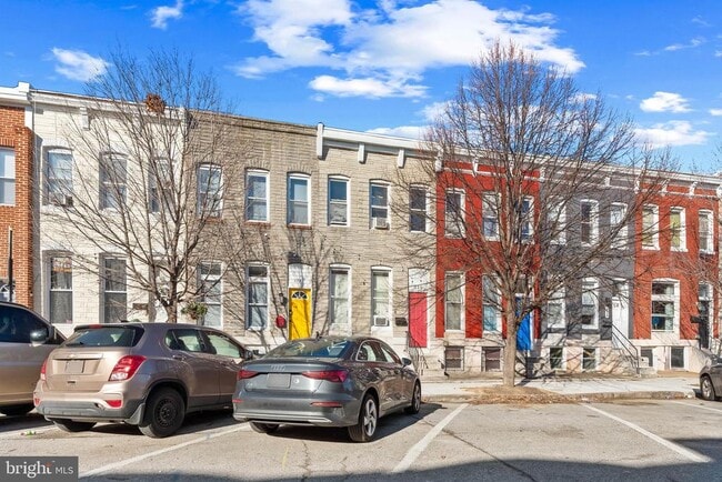 220 N Luzerne Ave in Baltimore, MD - Building Photo - Building Photo