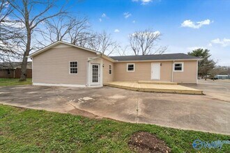 117 Mandy Dr in Hazel Green, AL - Building Photo - Building Photo