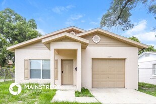 1321 Melrose Ave S in St. Petersburg, FL - Building Photo