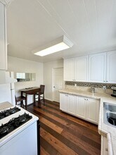 3657 Roselawn Ave in Glendale, CA - Building Photo - Building Photo