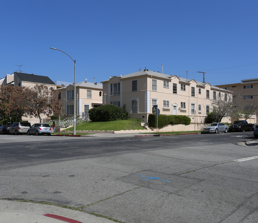 Bristol Park in Los Angeles, CA - Building Photo