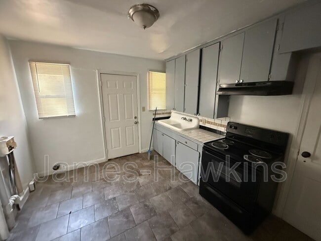 3422 Norman Bridge Rd in Montgomery, AL - Building Photo - Building Photo