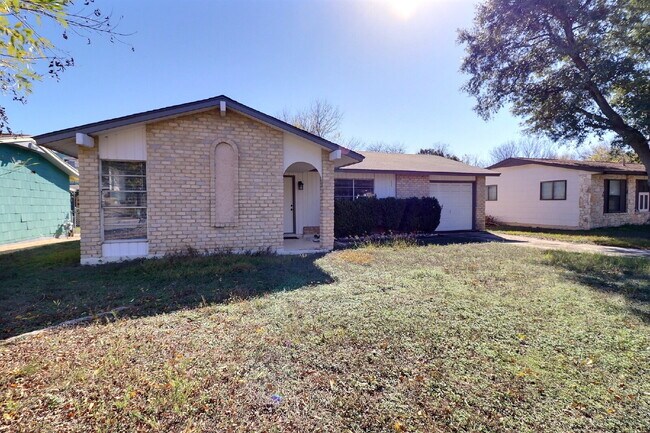 304 Deborah Dr in Converse, TX - Building Photo - Building Photo